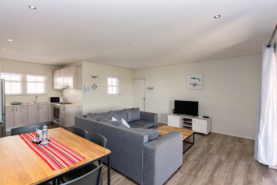 6 Bedroom Property for Sale in Mykonos Western Cape